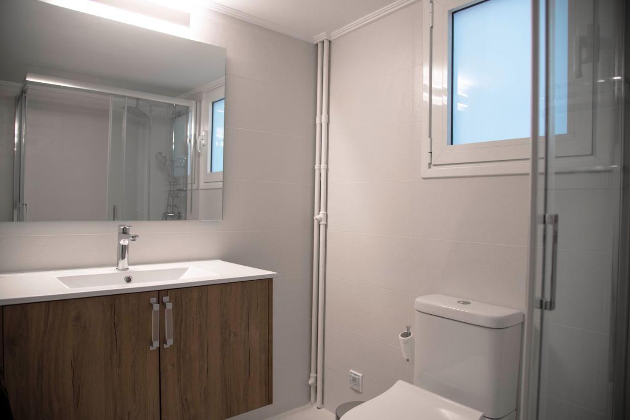 Marianna'S Stylish Brand New Apt In The Heart Of Aten Exteriör bild